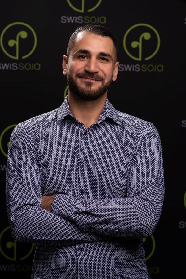 Abdelwahab, adjoint en logistique chez Swissoja