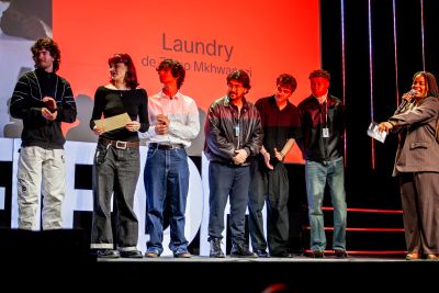 Le prix du jury des jeunes, catégorie fiction, est attribué à Laundry.