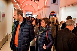 M. Thierry Apothéloz au vernissage de l'exposition être et avoir