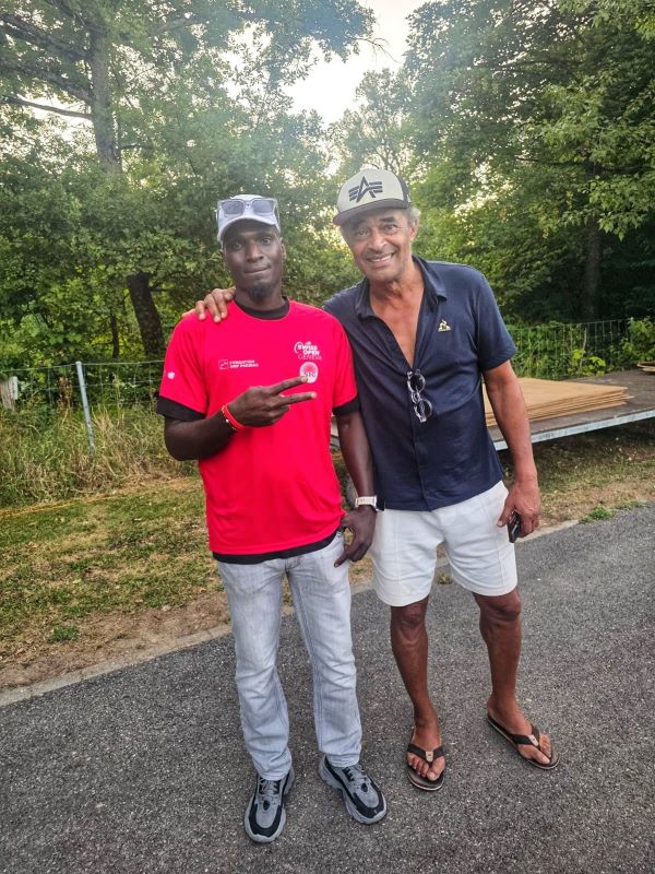 Sékou et Yannick ont pris la pose ensemble