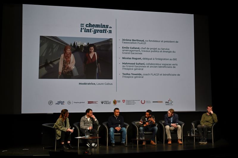 Une table ronde a suivi la projection. La discussion portait sur l'intégration par le sport et l'insertion professionnelle des personnes migrantes à Genève