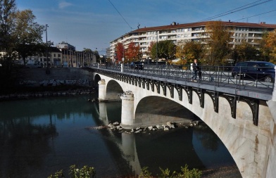 pont de carouge