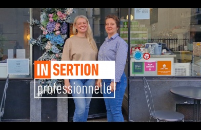 Maryna et sa cheffe devant Christie's Bakery