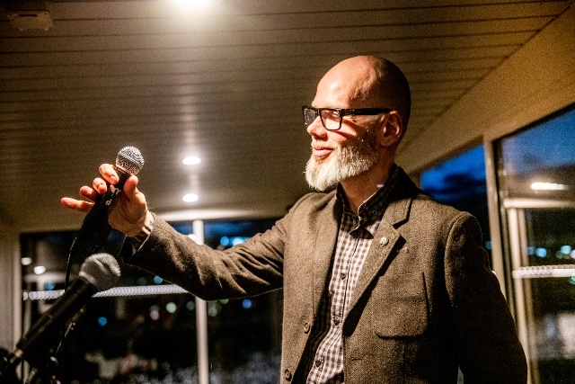 Philippe Rougemont , Directeur du CARE, sur le Bateau Genève