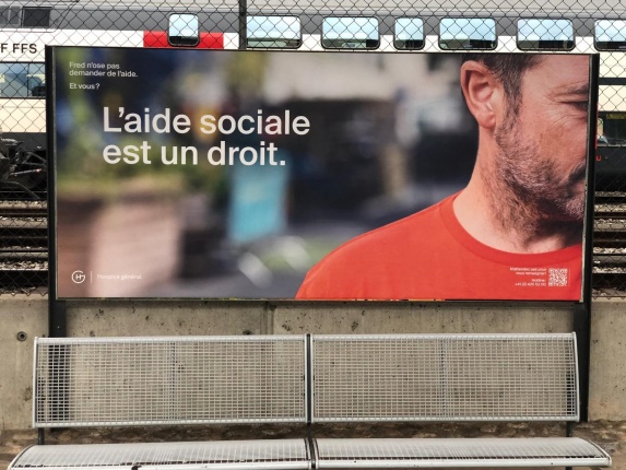 affiche de la campagne L'aide sociale est un droit