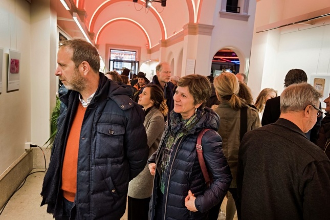 Thierry Apothéloz au vernissage de l'exposition "être et avoir"