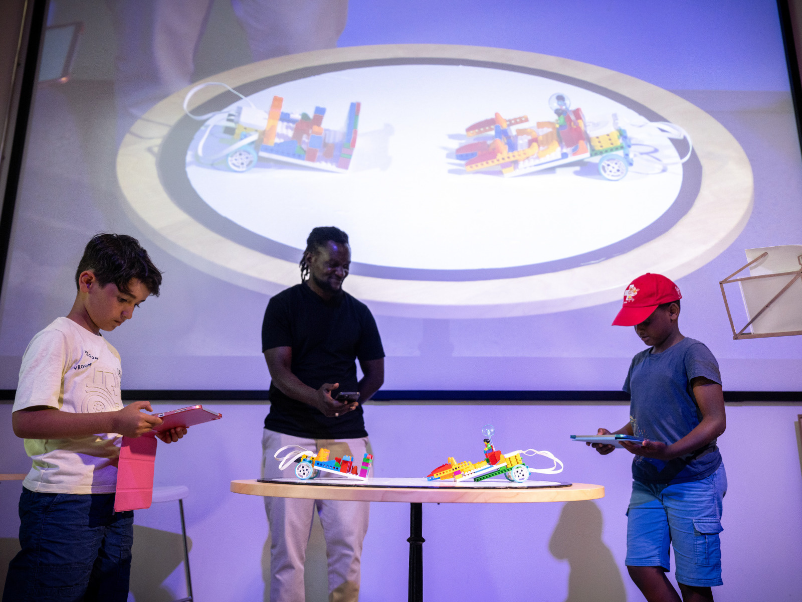 Un championnat de robotique pour des enfants d&rsquo;ici et d&rsquo;ailleurs